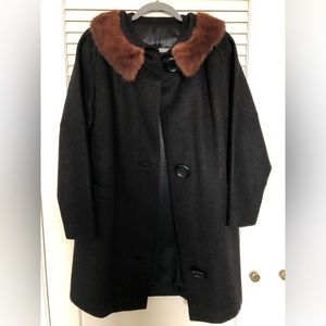 VINTAGE coat with MINK collar // Sz S